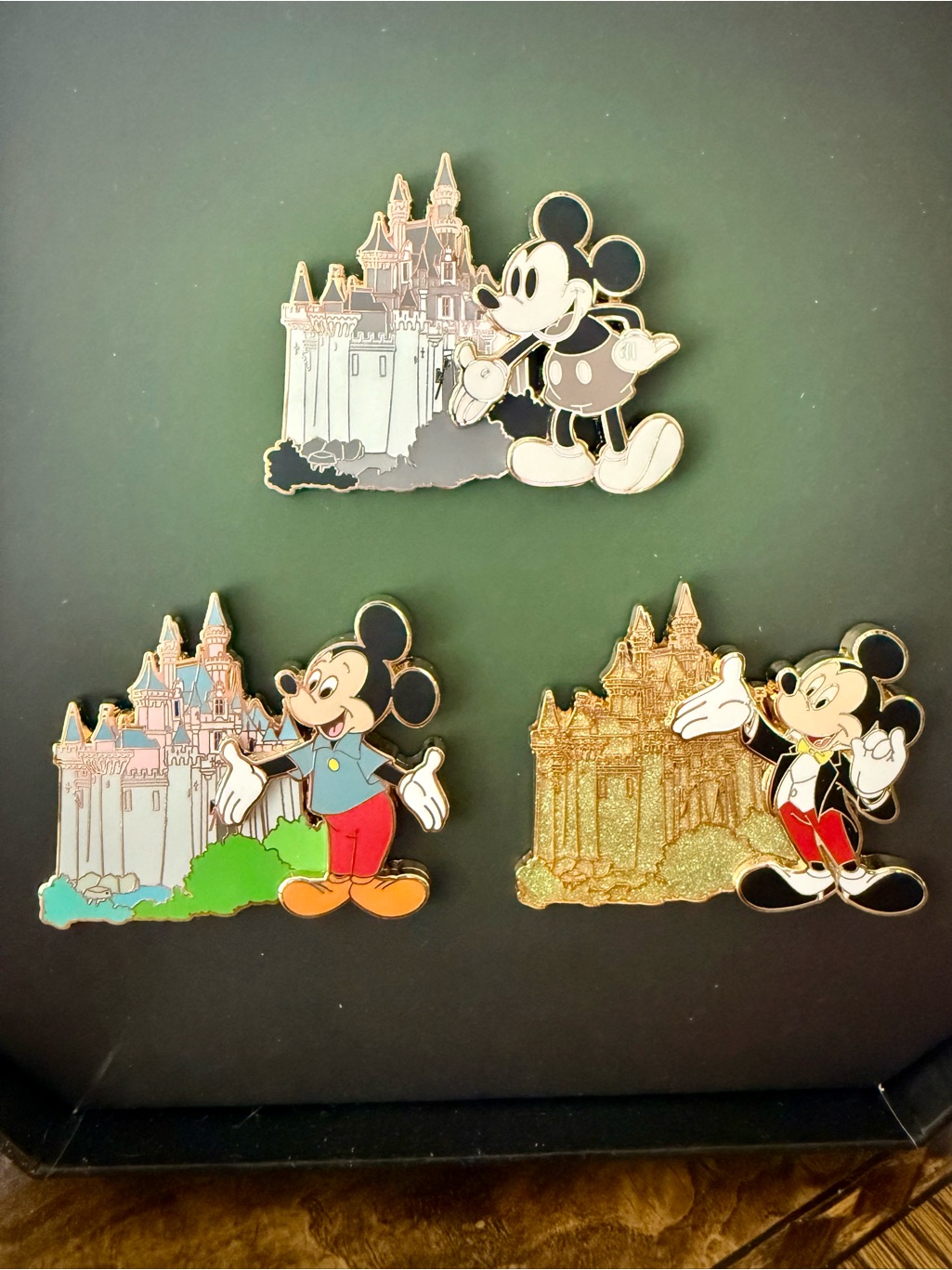 2020 Disney ‘Celebrating 20 Years Of Disney Pins’ Le 1500